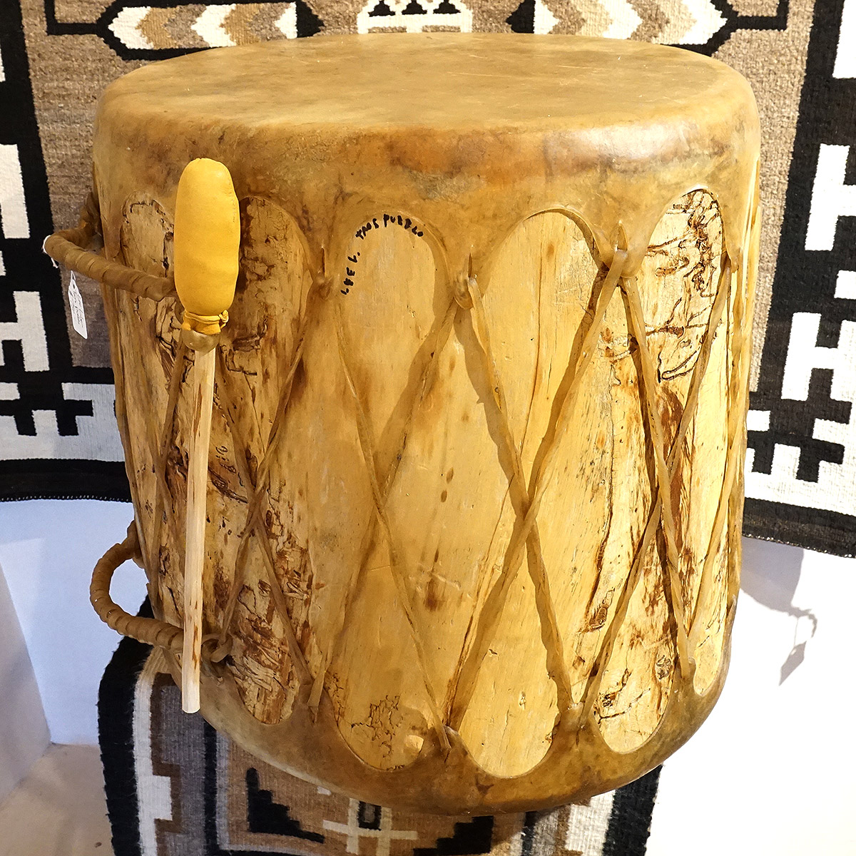 Chimayo Trading Navajo Rugs Pueblo Pottery Fine ArtDrum by Lee