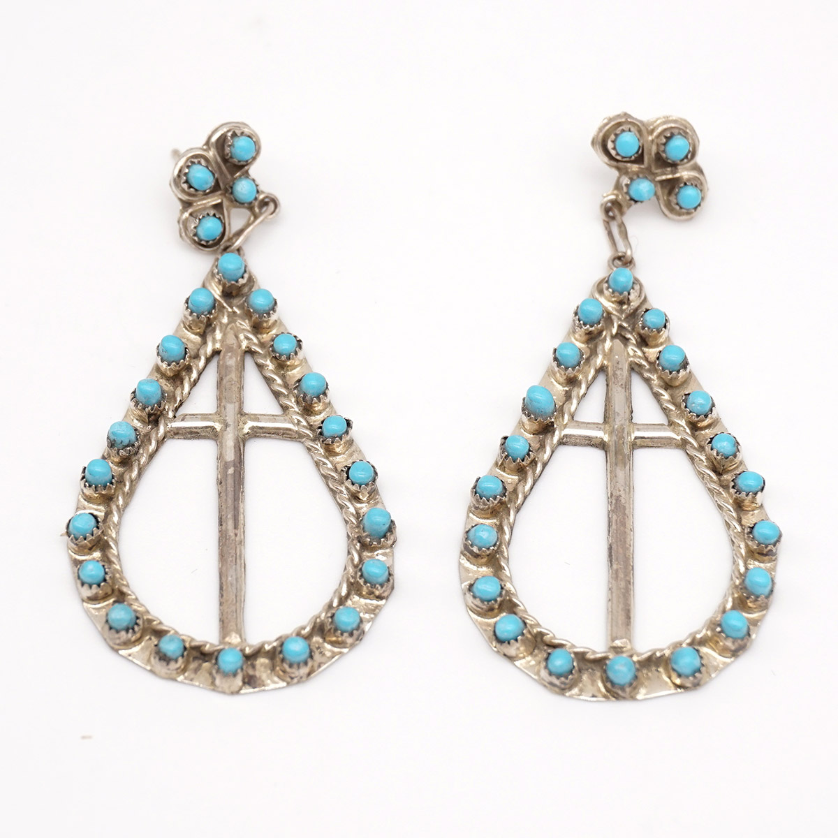 Zuni Pedipoint Turquoise Earrings