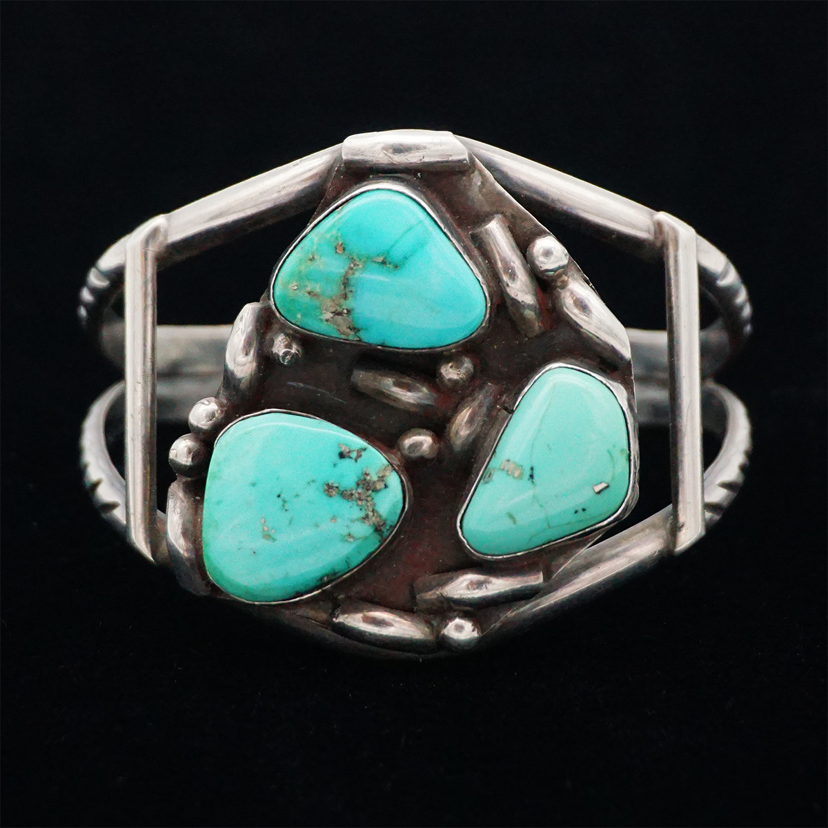 Vintage Navajo★ turquoise silverbracelet DSC06435.jpg?fit=1200,1200&ssl=1