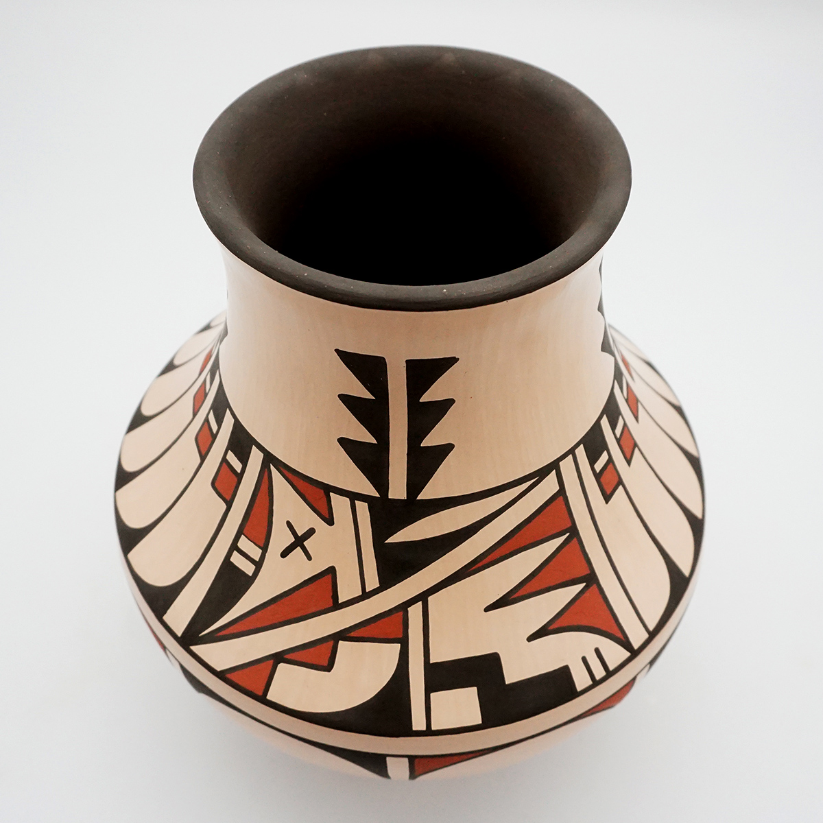 Chimayo Trading Navajo Rugs Pueblo Pottery Fine ArtErik Fender