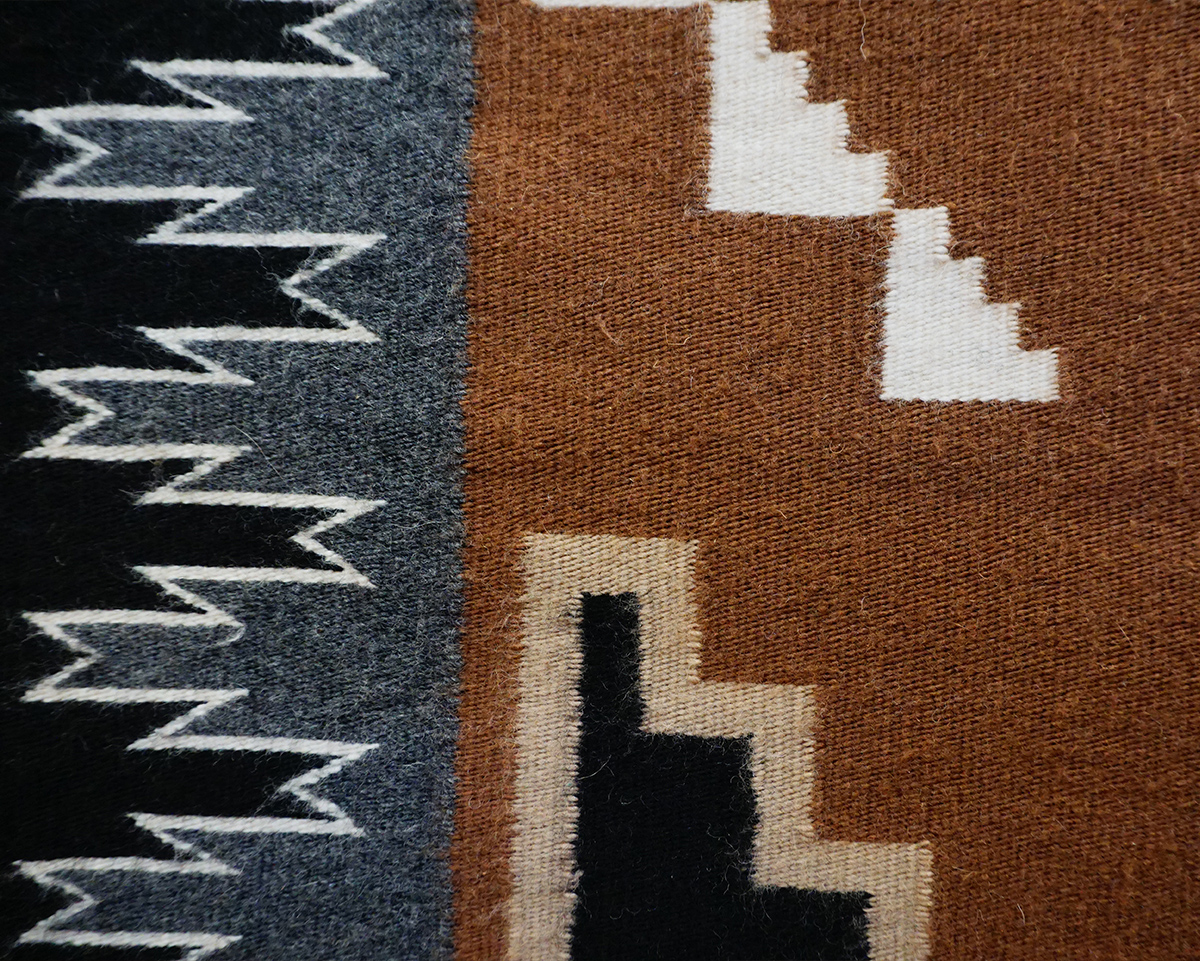Chimayo Trading Navajo Rugs Pueblo Pottery Fine ArtTwo Grey Hills