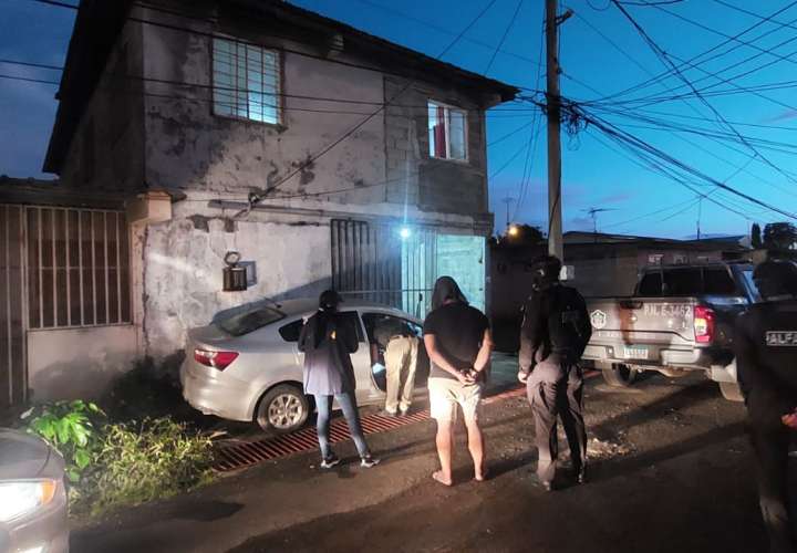 巴拿马警方在“西区24行动”中逮捕10名涉嫌微交易的犯罪分子