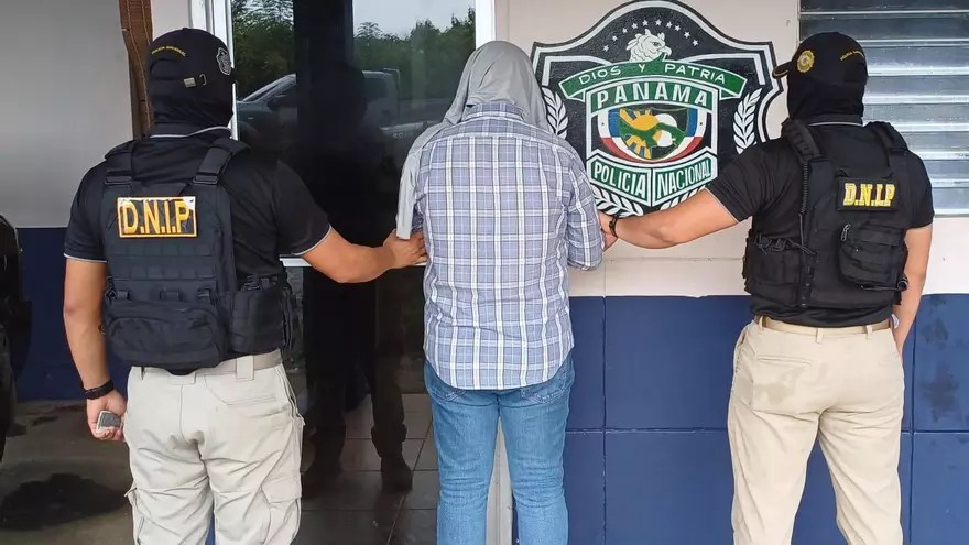 Los Santos省Pocrí市长Manuel Soriano因涉嫌贪污被警方拘捕