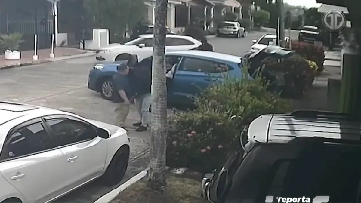 Tocumen持枪抢劫案全程被监控拍下 Arraiján抓获一名嫌疑人