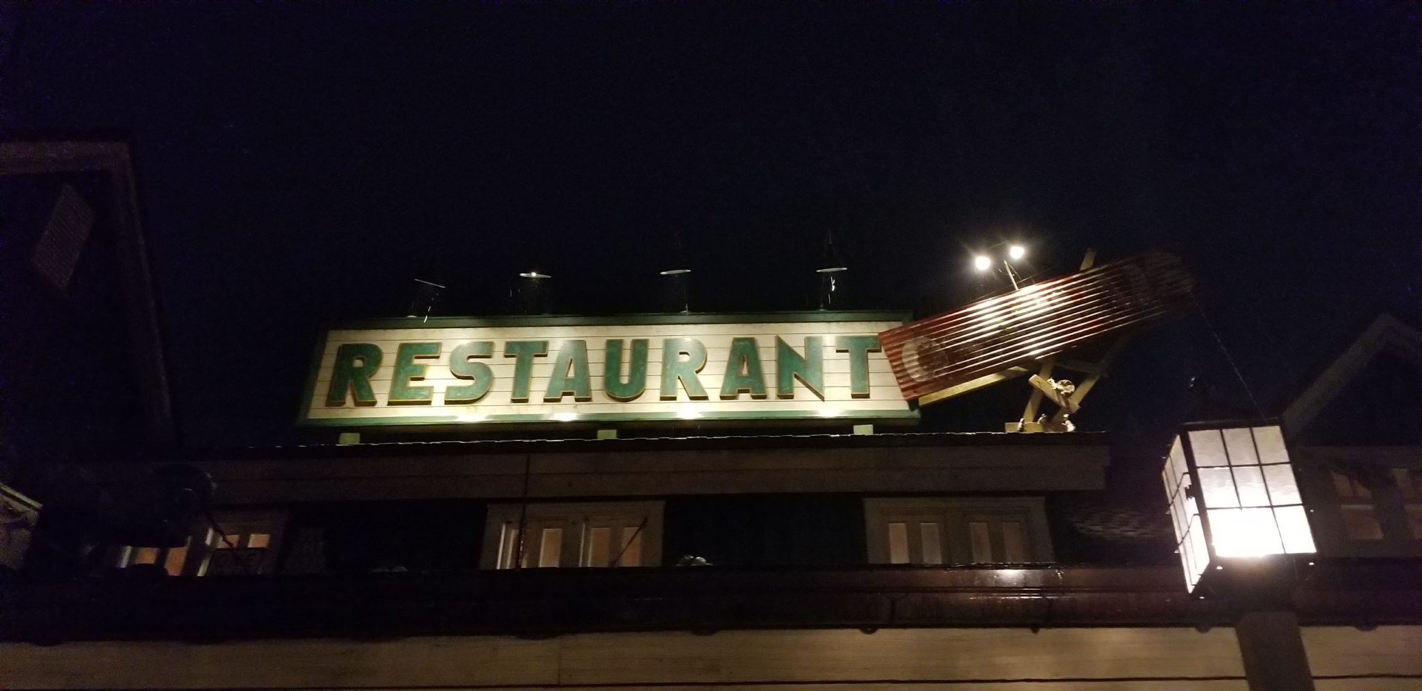 Restaurant Sign Use