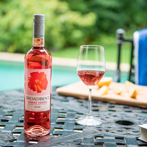 Wine Bar Invites You to Celebrate National Rosé with a Special Rosé Tasting Chip and