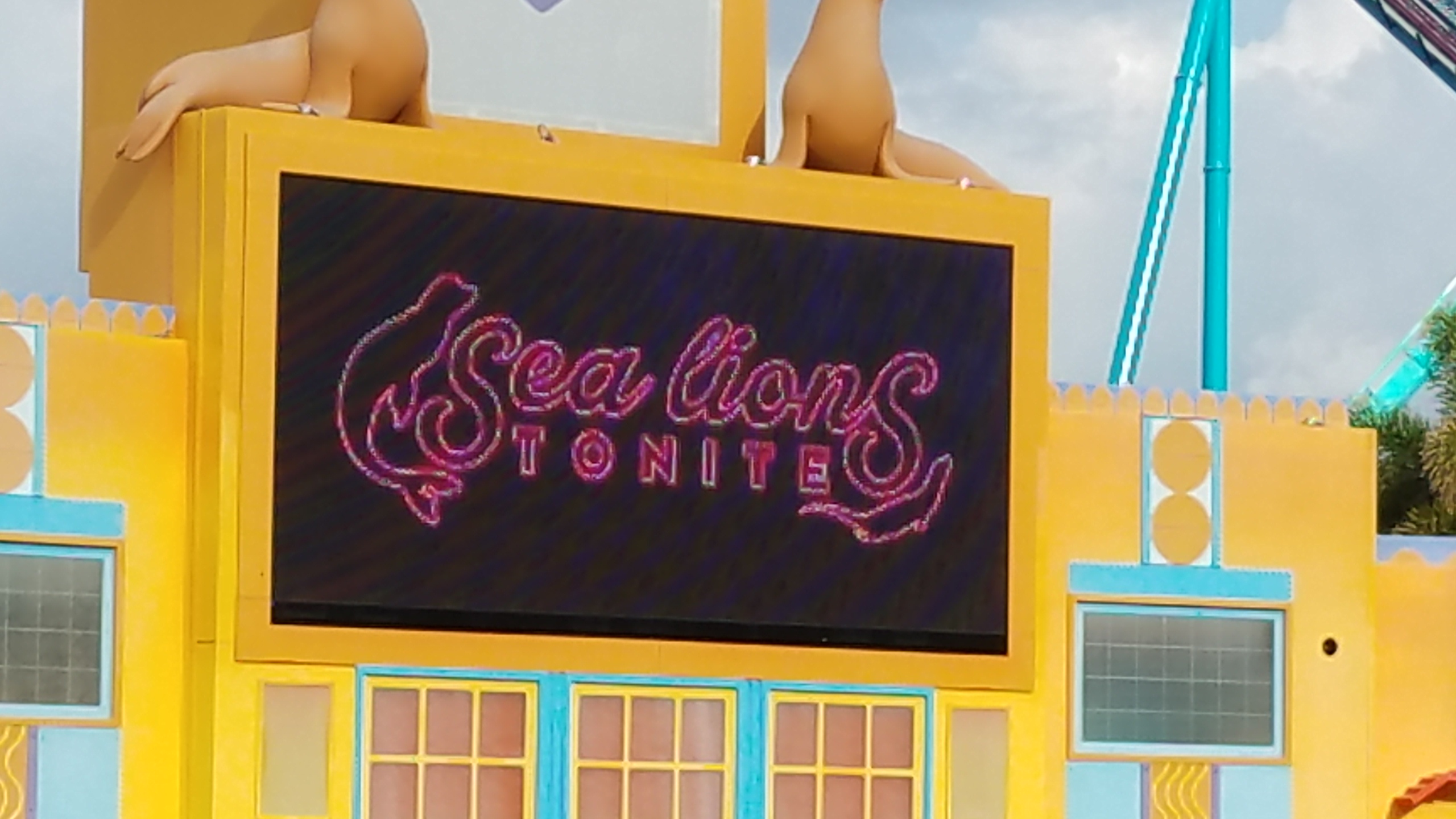 Electric Ocean Sea It Glow