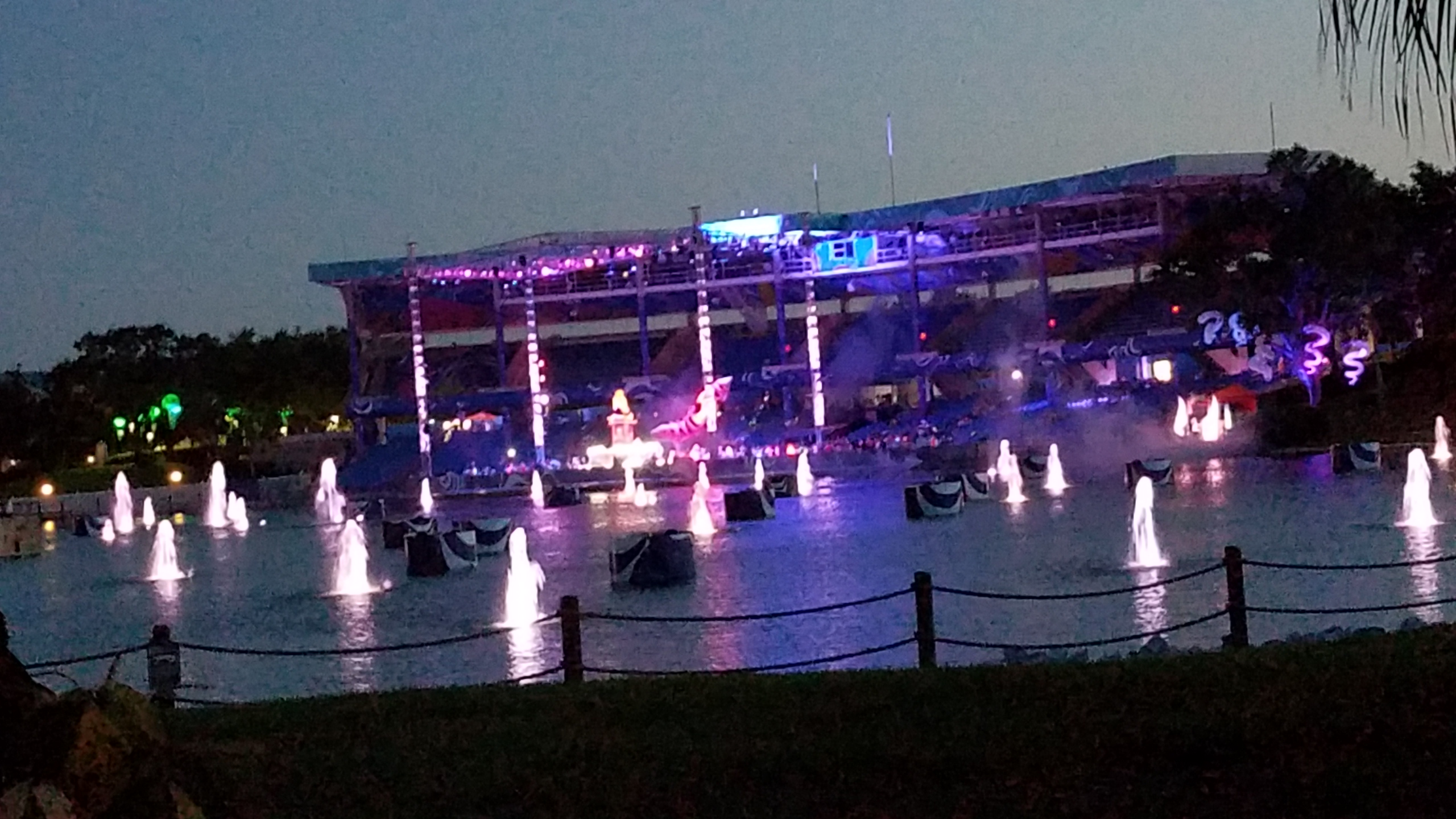 Electric Ocean Sea It Glow