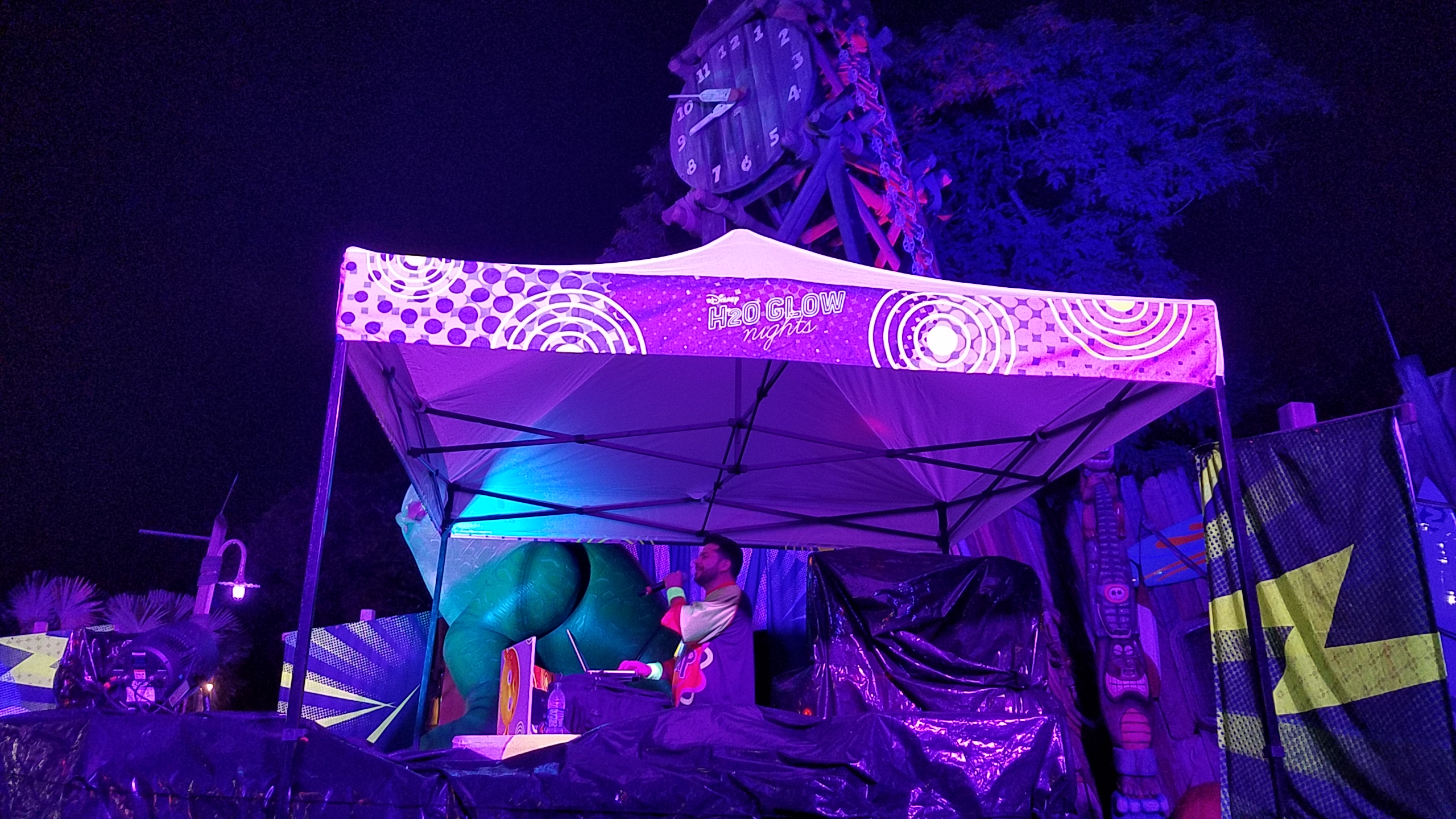 H2O Glow Nights