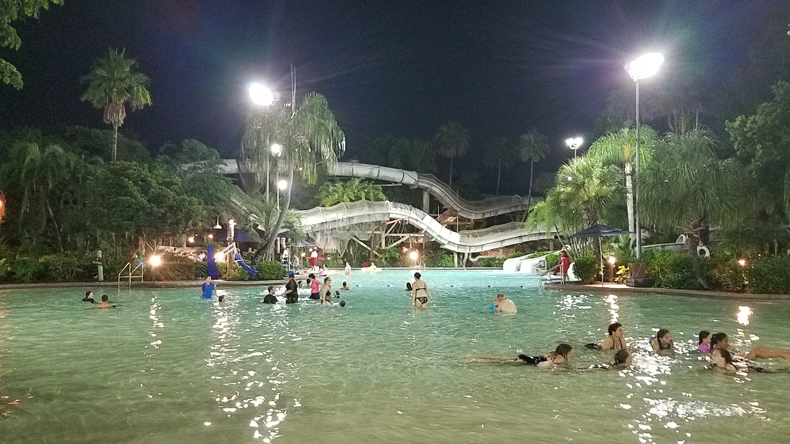 H2O Glow Nights