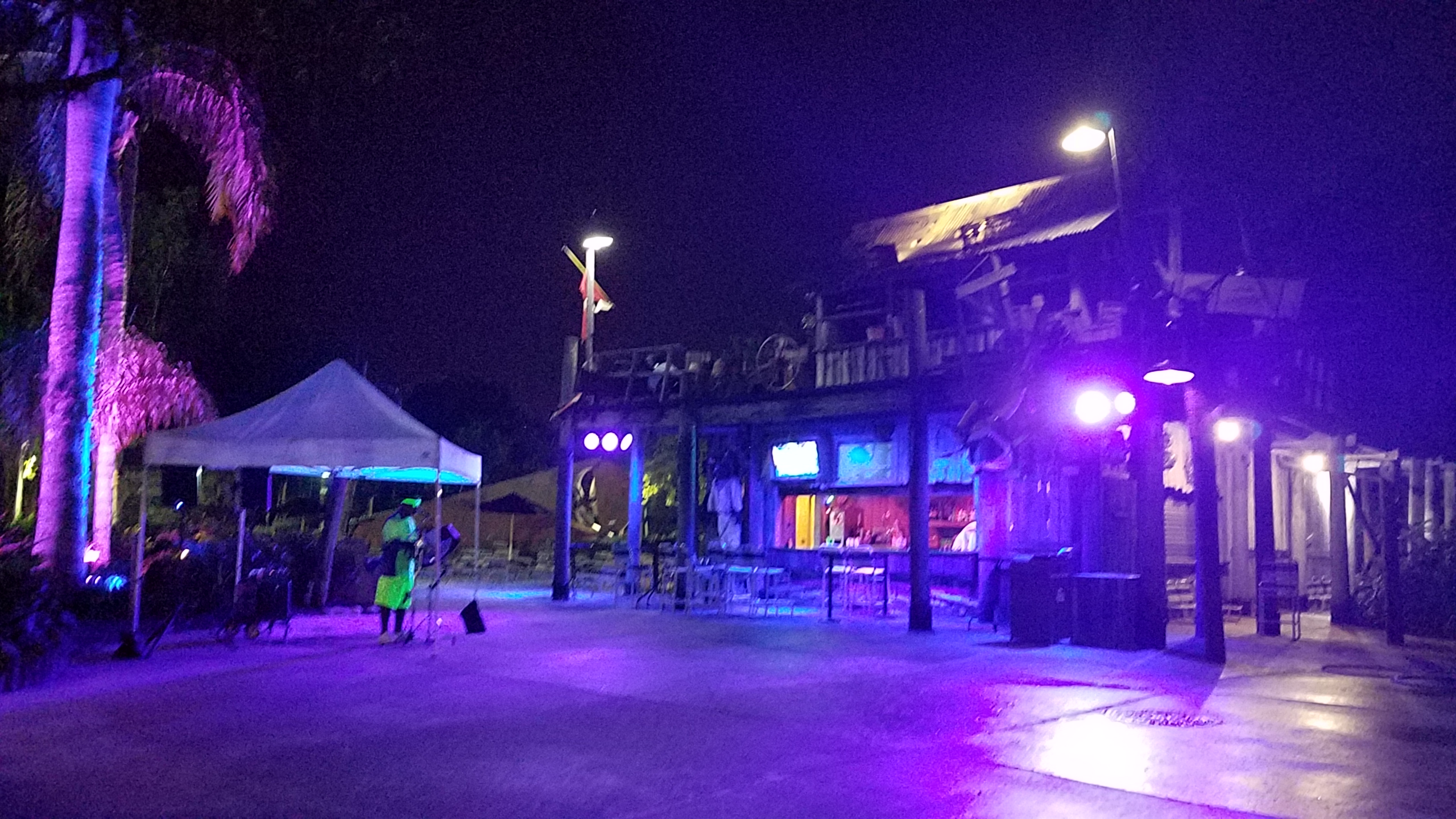 H2O Glow Nights