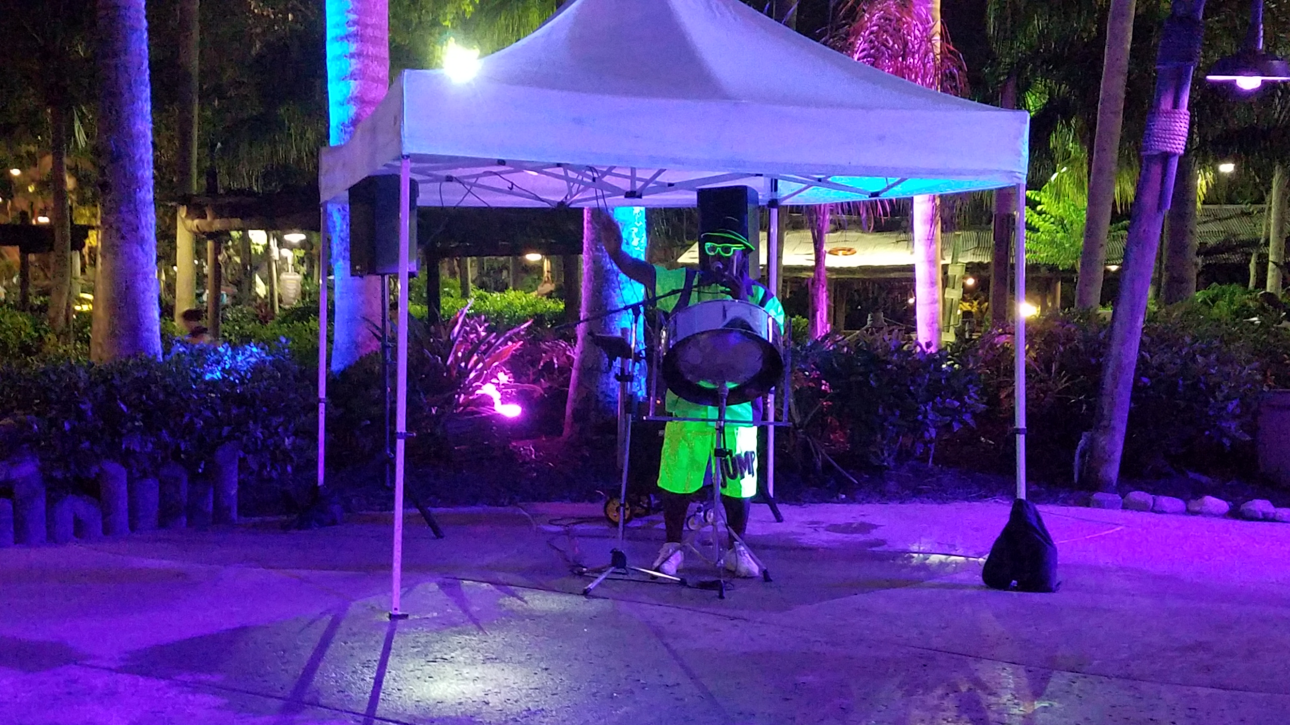 H2O Glow Nights