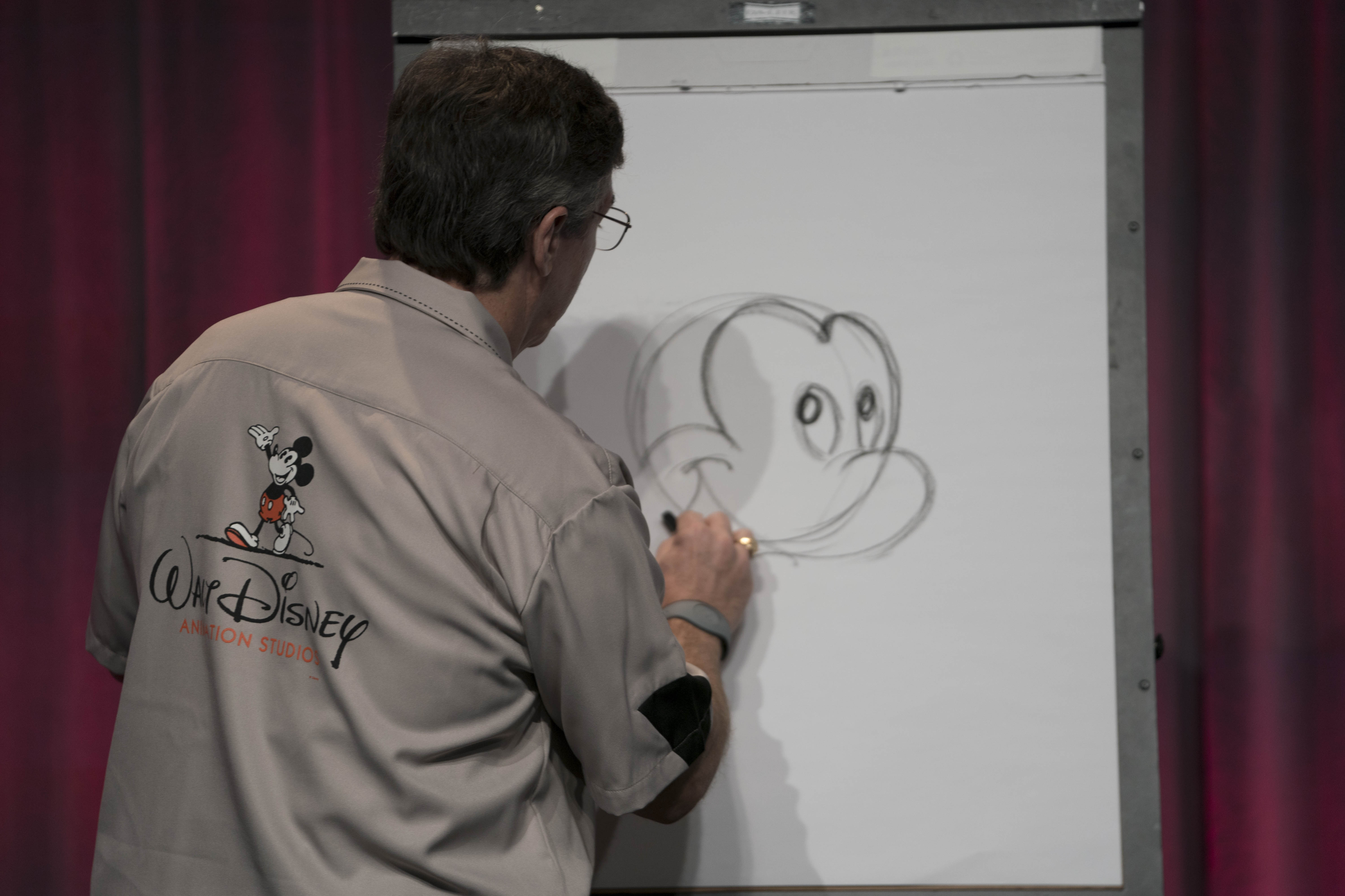 Mark-Henn-Mickey-1.jpg: Master Disney Animator Mark Henn teaches guests at Destination D how to draw Mickey Mouse as Bob Cratchit from Mickey’s Christmas Carol at D23’s Destination D: Celebrating Mickey Mouse, November 16-18, 2018 at Disney’s Contemporary Resort. © Disney