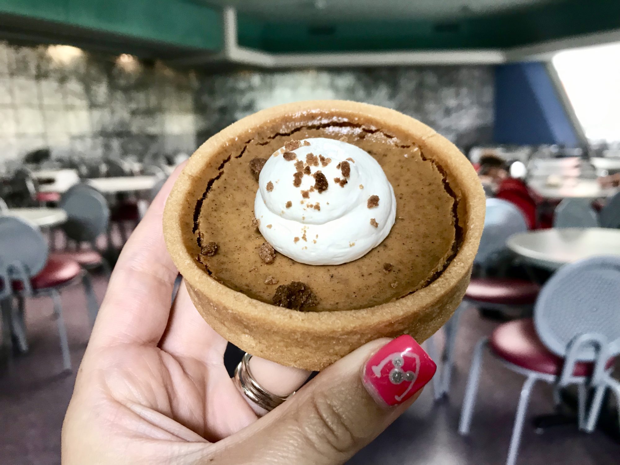 Tomorrowland Terrace Restaurant Now Serving Thanksgiving Eats