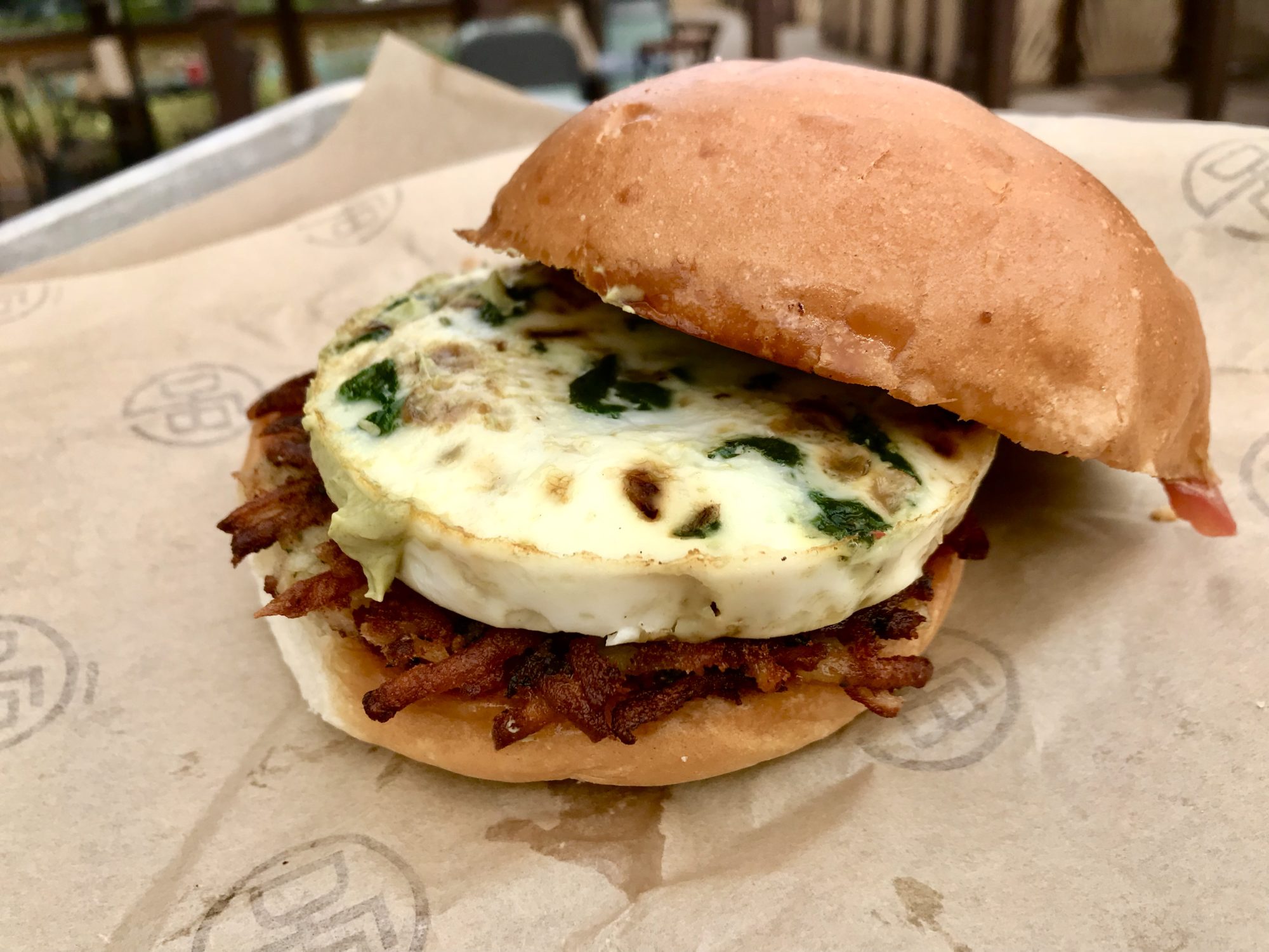 D-Luxe Burger Adds Breakfast Menu - Review