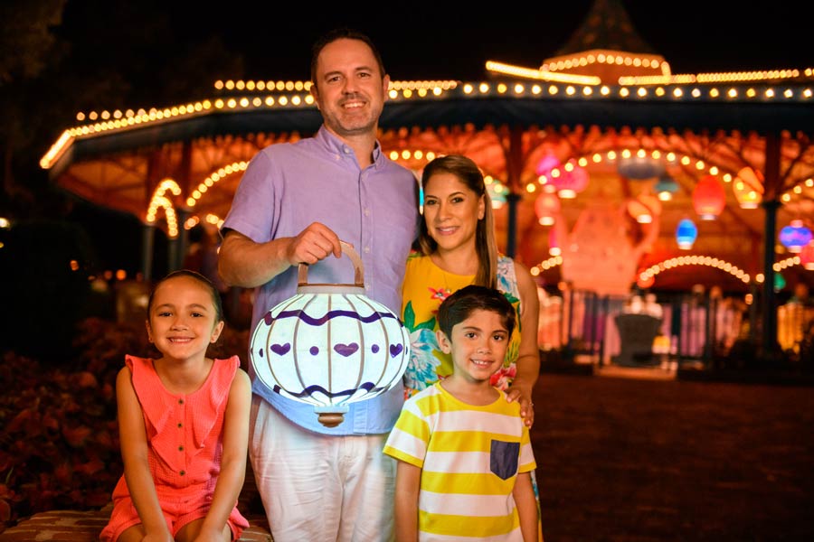 Mad Tea Party attraction at Magic Kingdom