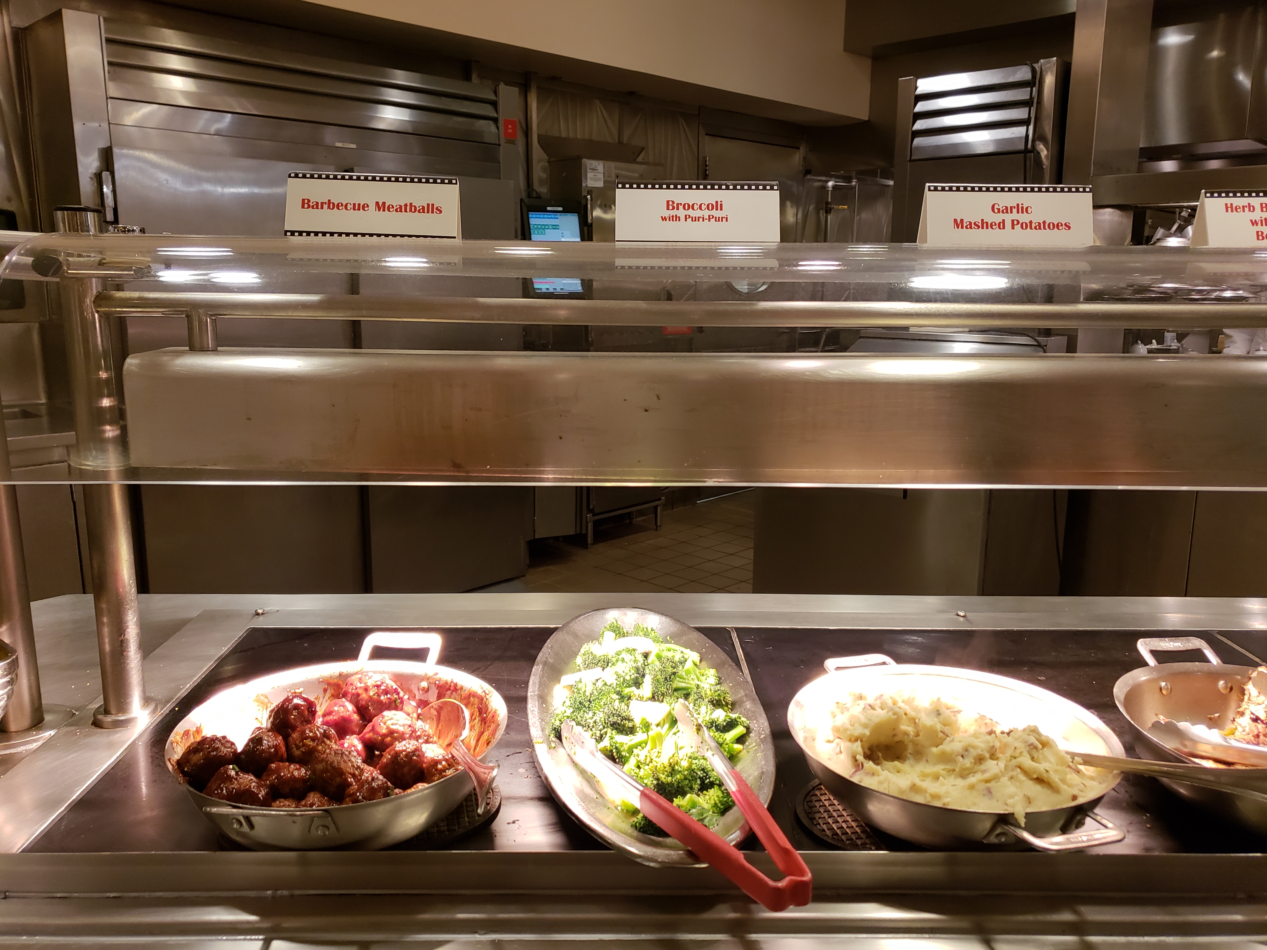Minnie's Silver Screen Dine