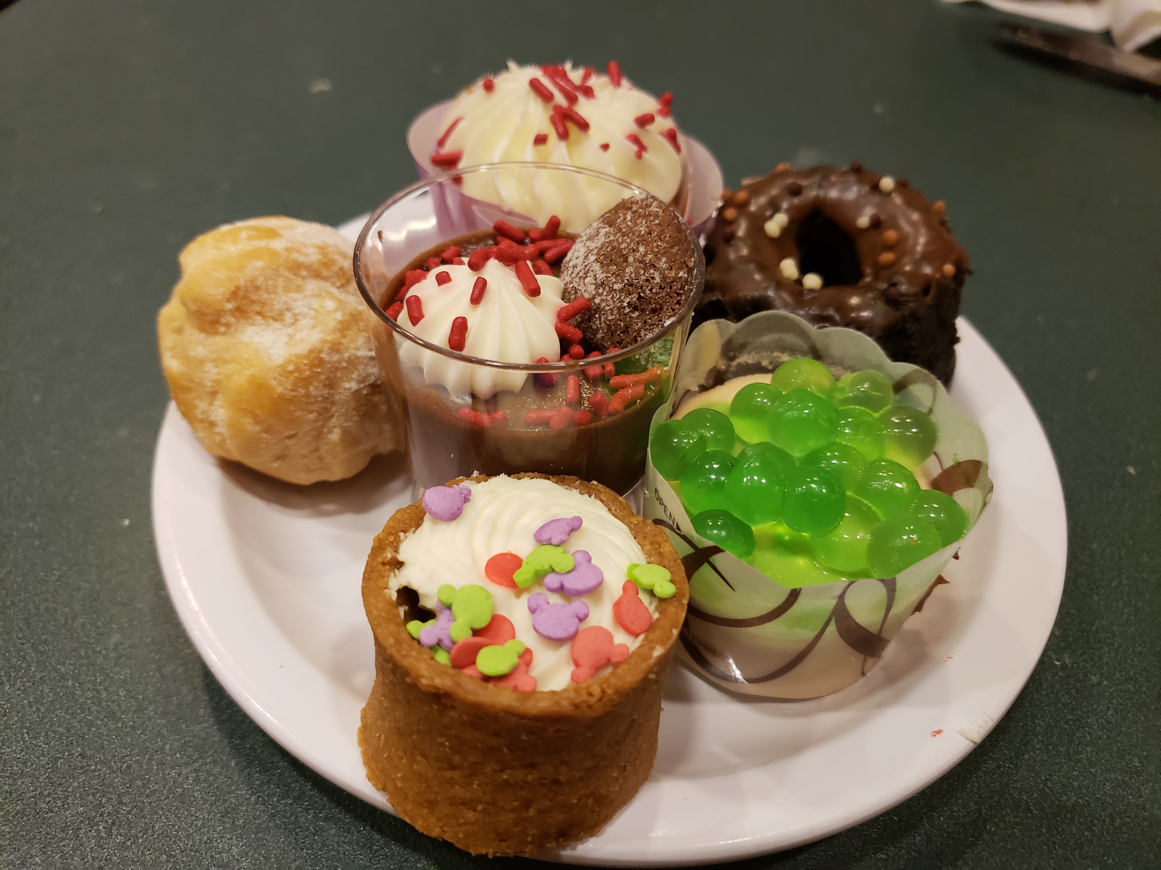 Minnie's Silver Screen Dine