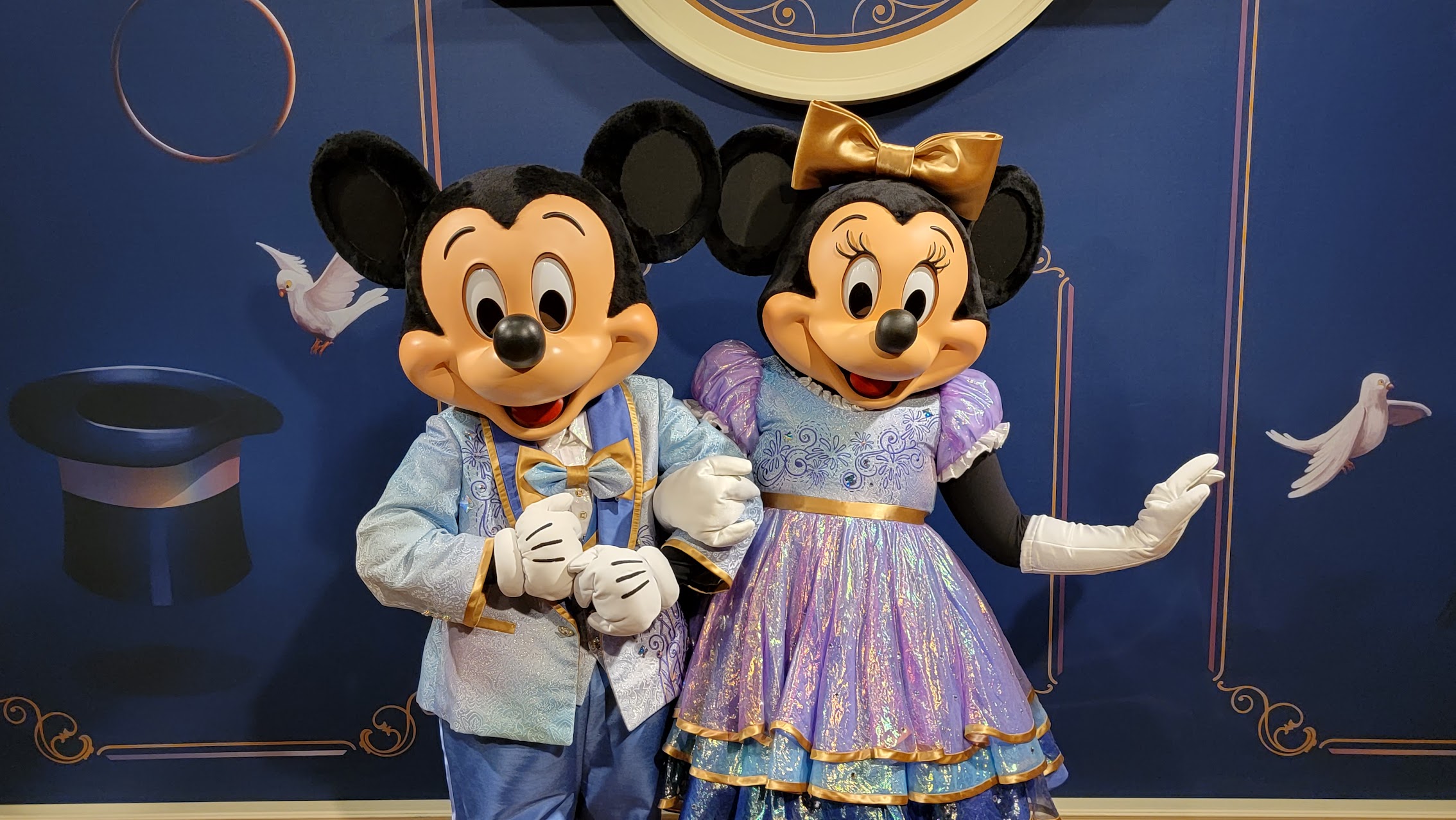 Disney World Extends Theme Park Hours at all 4 parks in August | Chip and Company