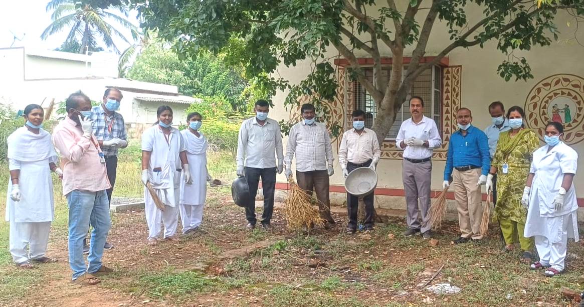 ಮುದ್ದಾಪುರ ಆರೋಗ್ಯ ಕೇಂದ್ರದಲ್ಲಿ ಸ್ವಚ್ಛತಾ ಕಾರ್ಯ
