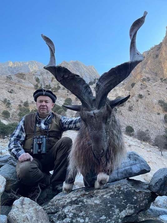 Russian hunts markhor in Gahiret conservancy - Chitral Today