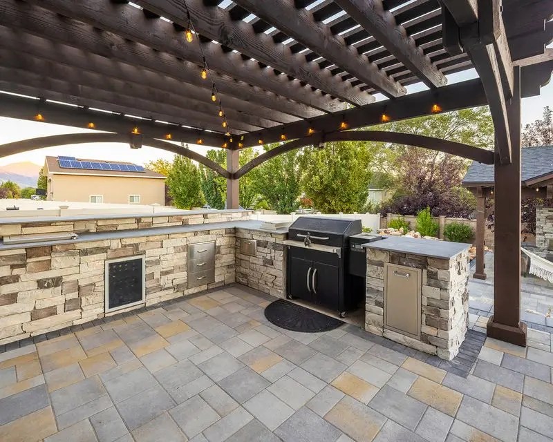 Outdoor Kitchen Counter