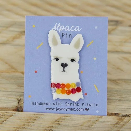 Animals pin Jayney Mac