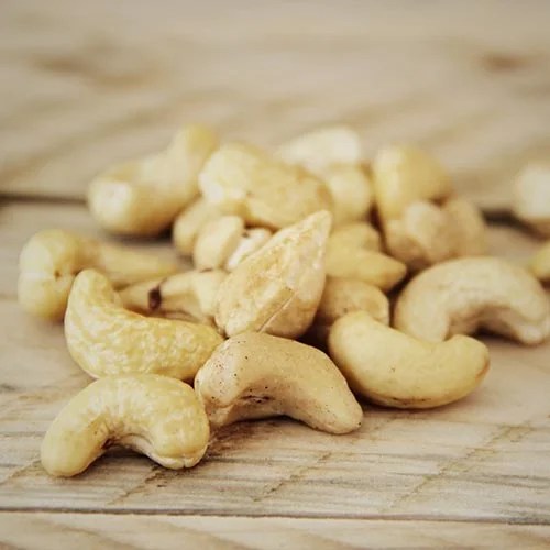 Organic Whole Cashews - 500g Chou's Cottage - Loose food
