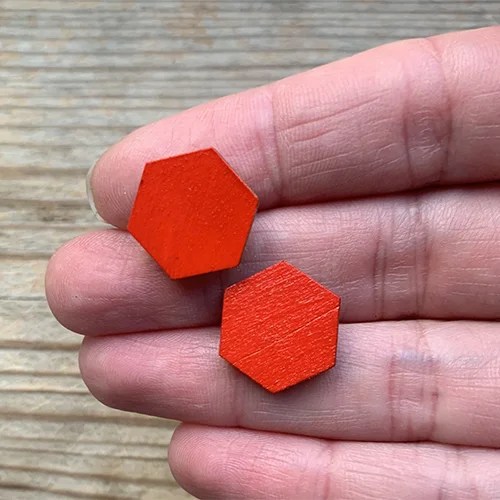 Hexagonal stud earrings - Red, Large Sandia Dublin