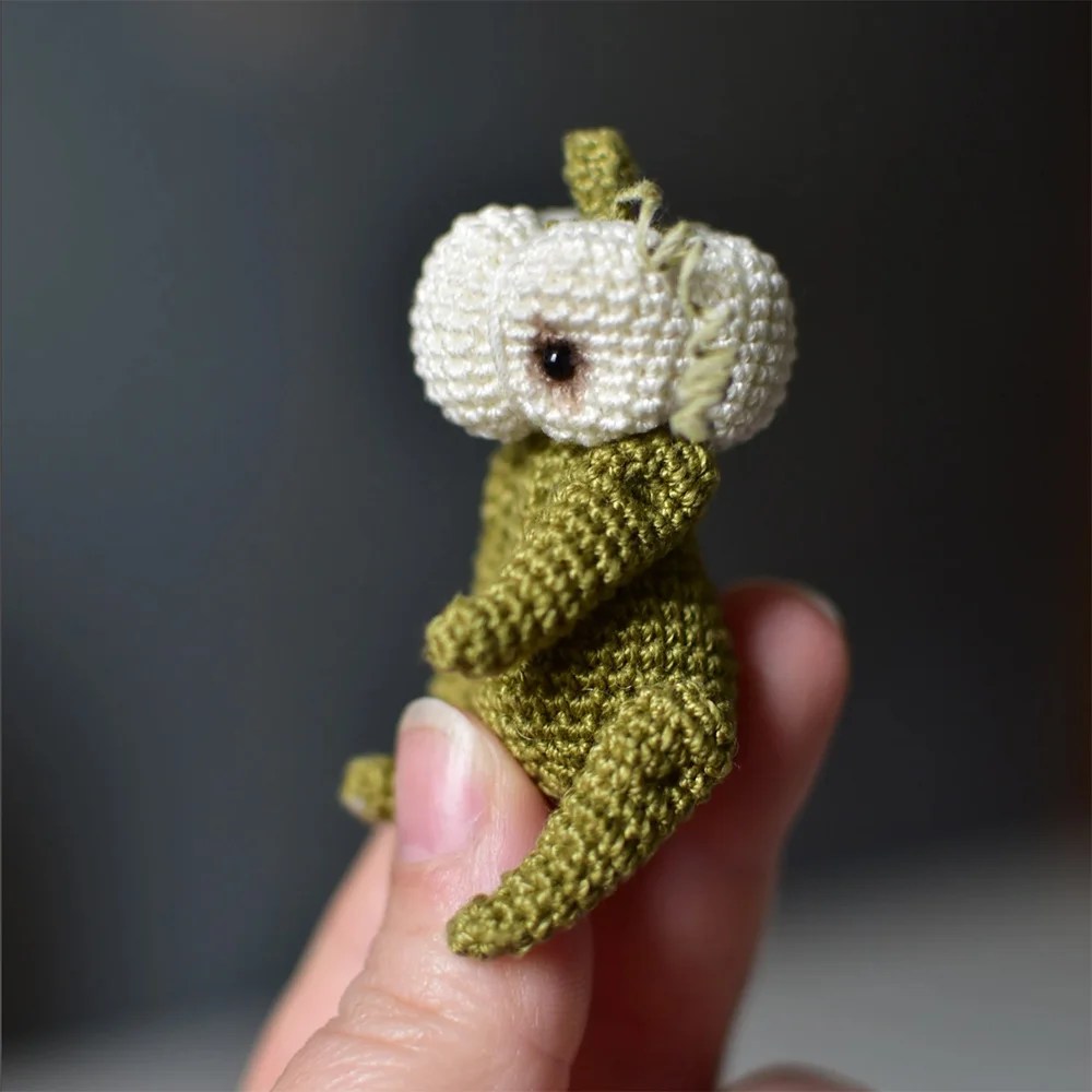 Pumpkin brooch - White / Green Small factory of dreams
