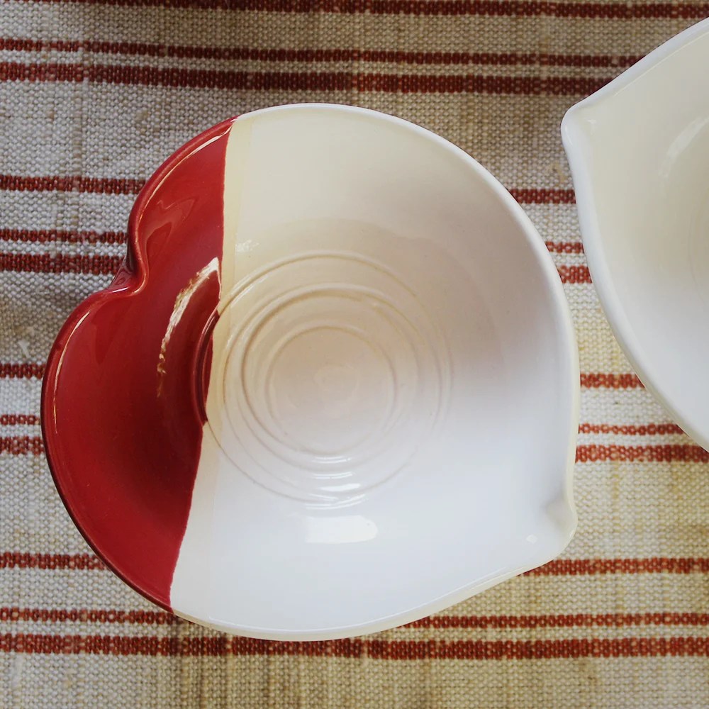 Heart bowl - Red Woodford Pottery