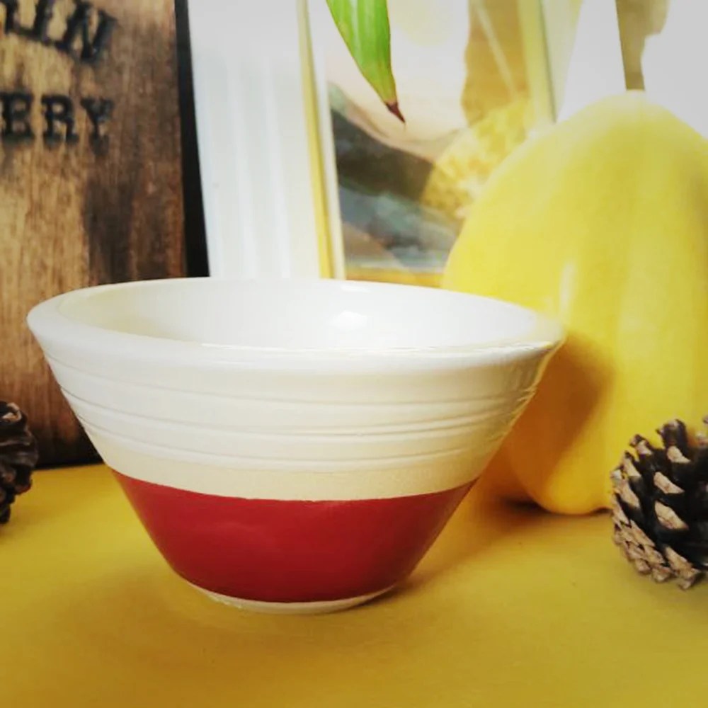 Stack pottery bowl - Red, Medium Woodford Pottery
