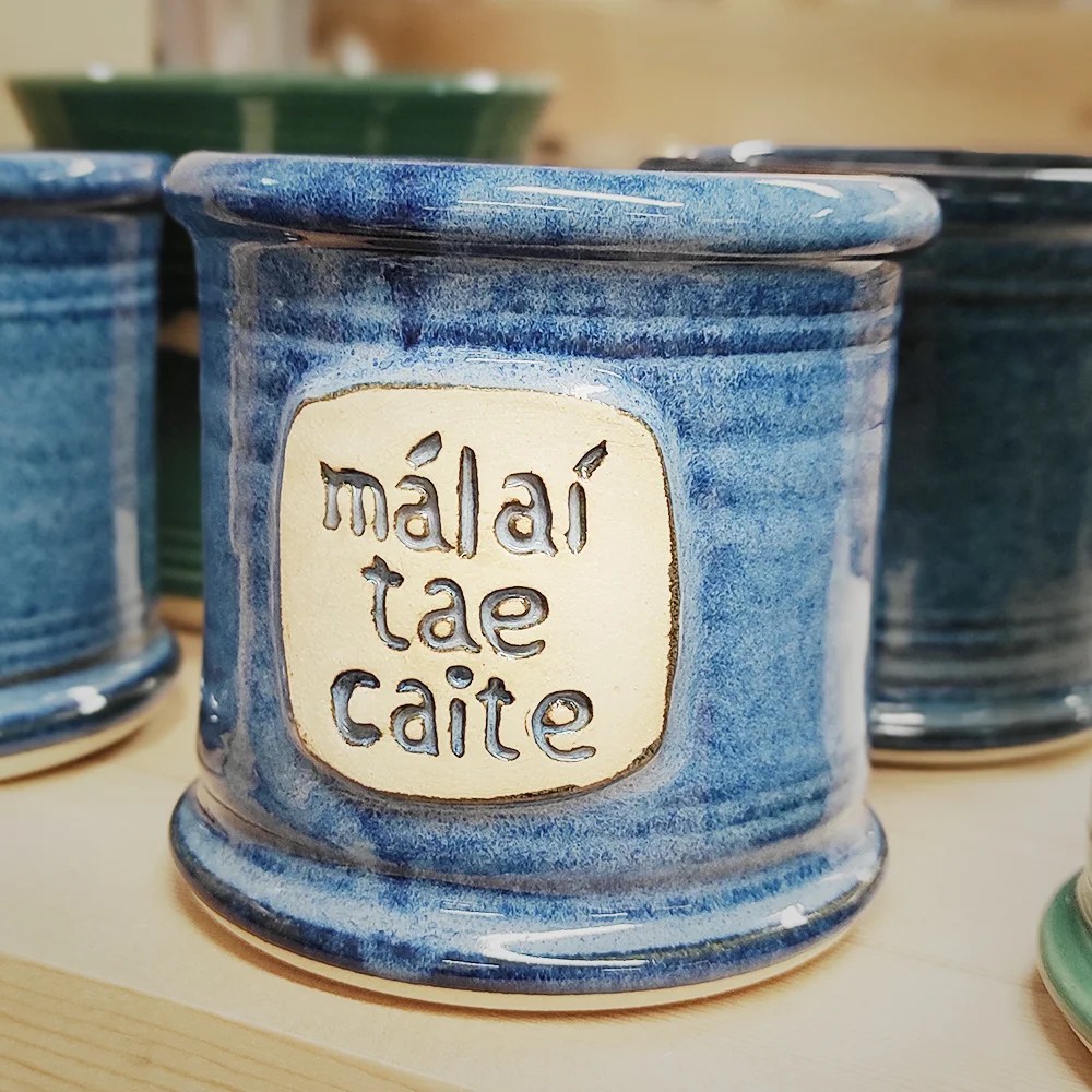 Smearla used tea bags pot - Blue, Irish Woodford Pottery