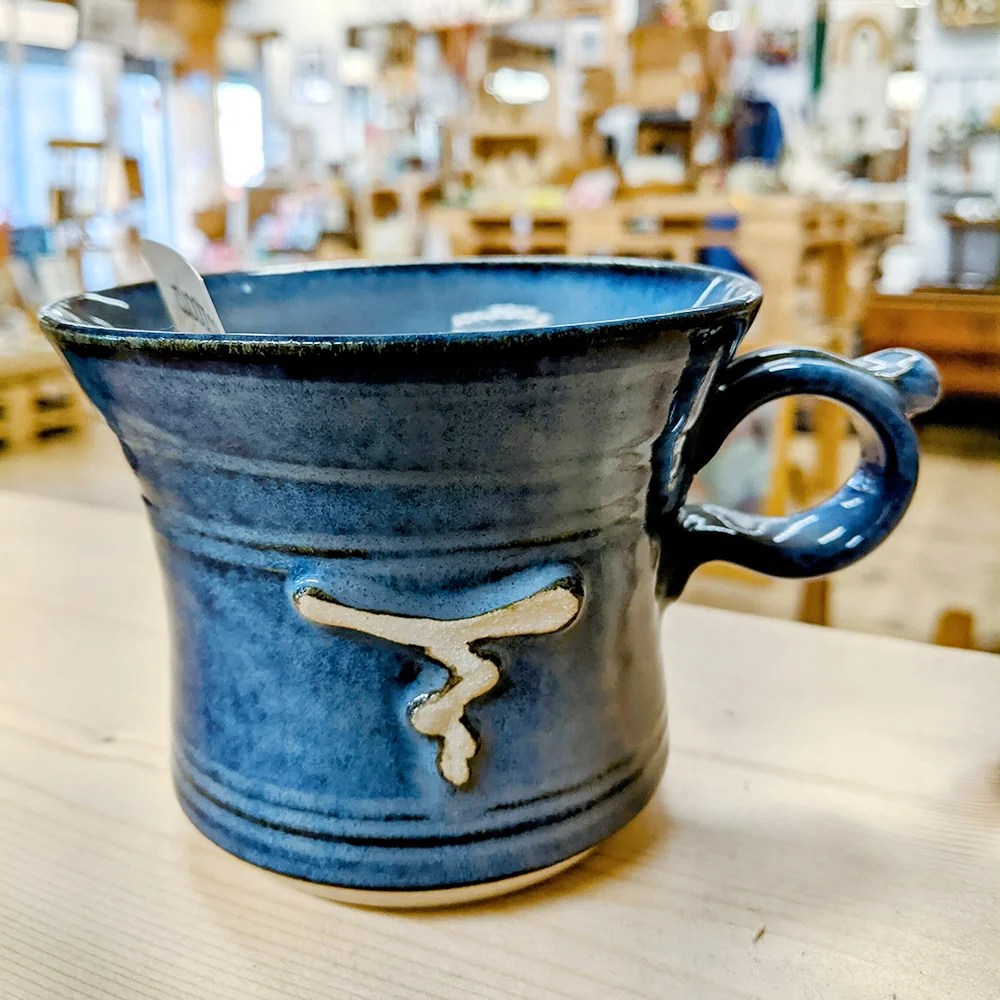 Smearla mug - Blue, Short Woodford Pottery