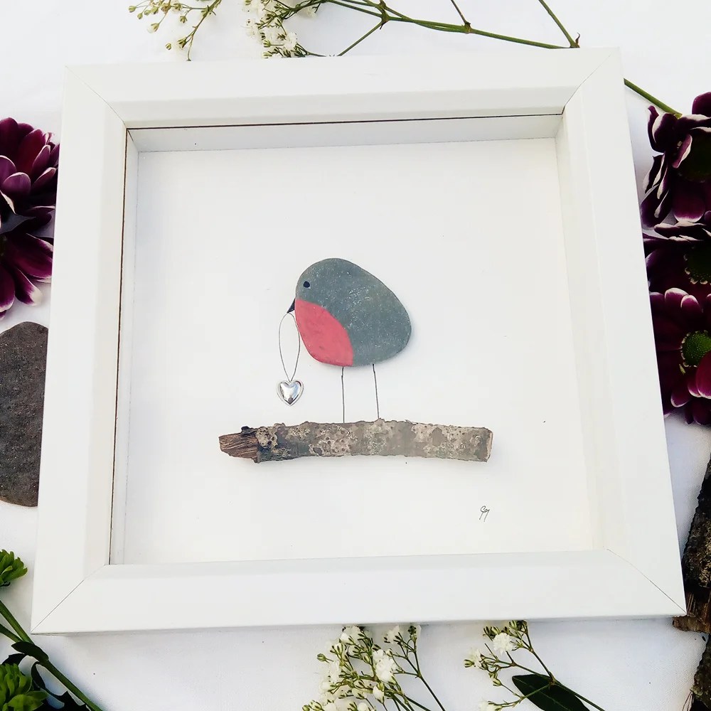 Pebble Art Frame - Robin Greta Pebble Art