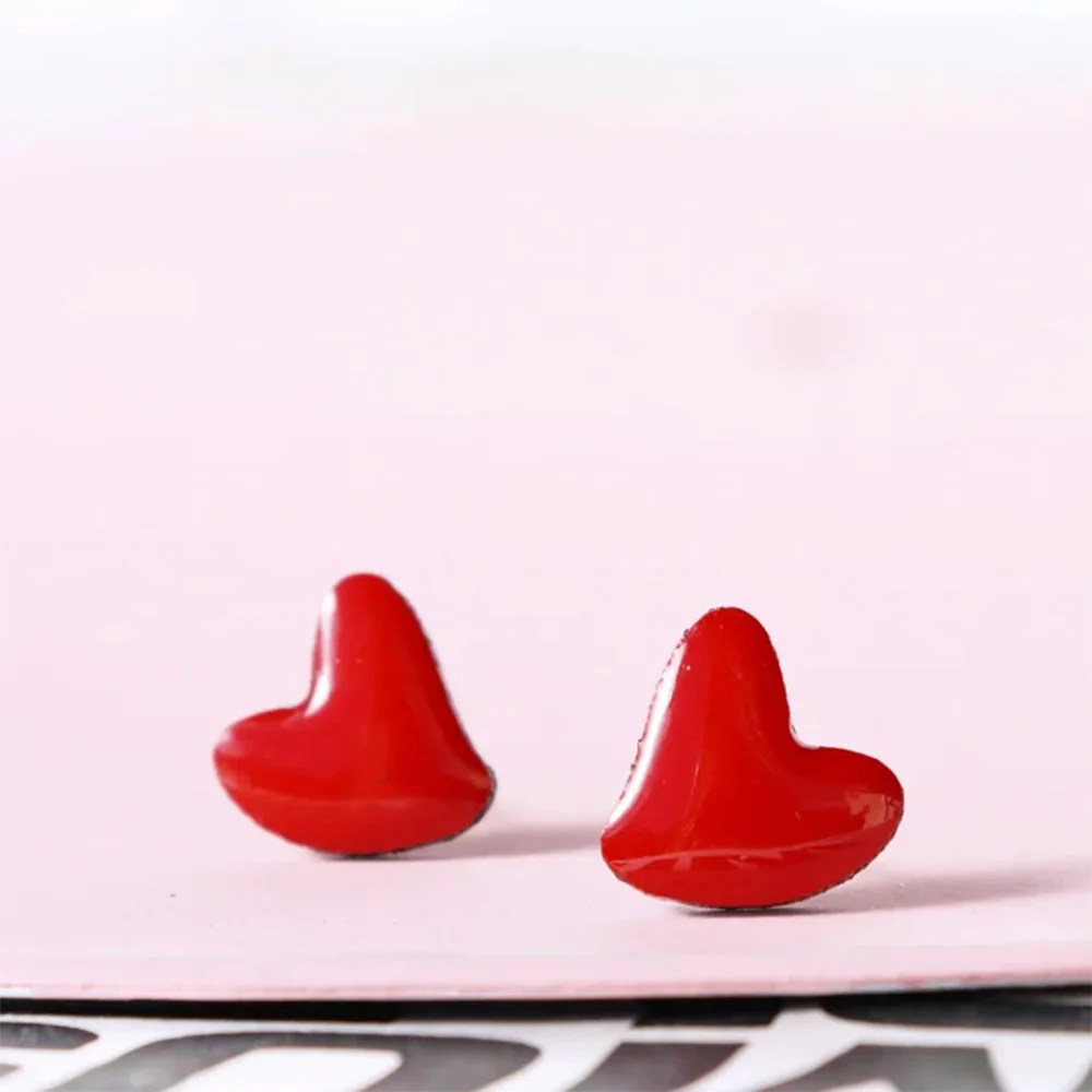Stud heart earrings - Red DANA Jewellery