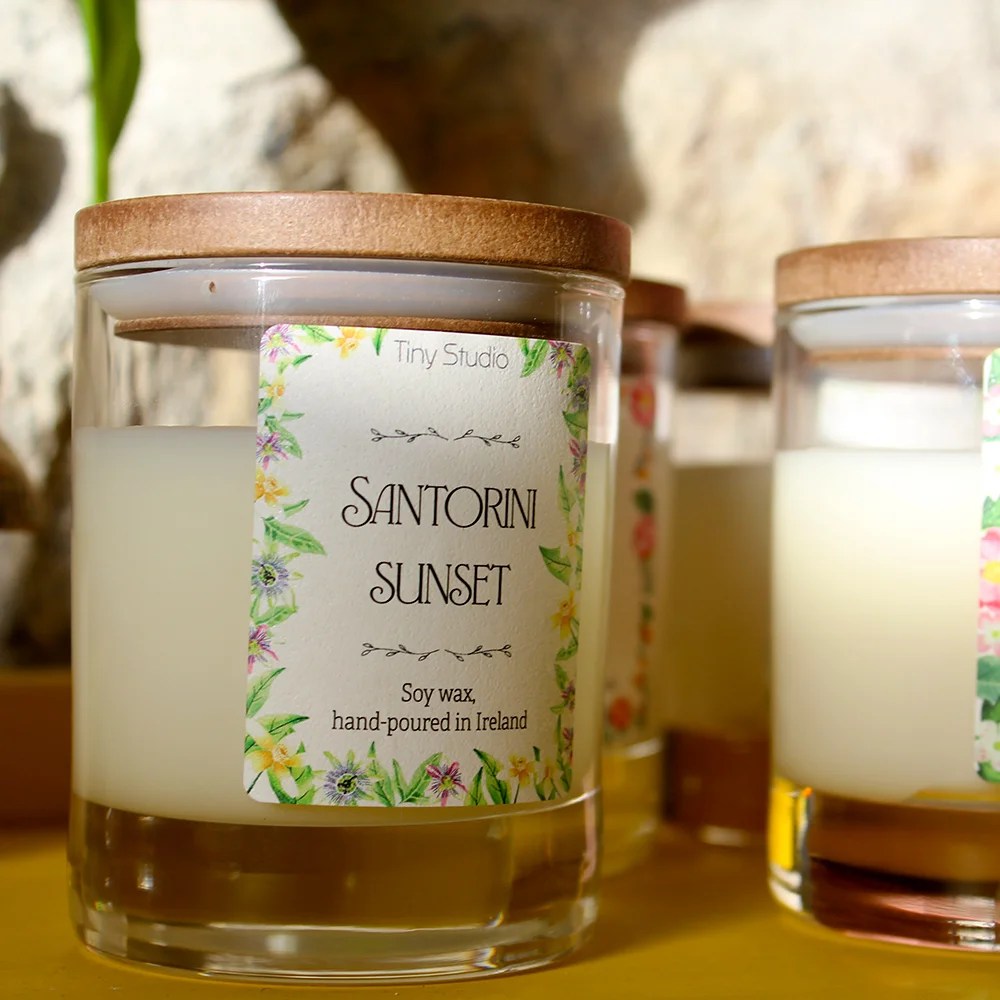 Hand-poured soy candle - Santorini Sunset Tiny Studio