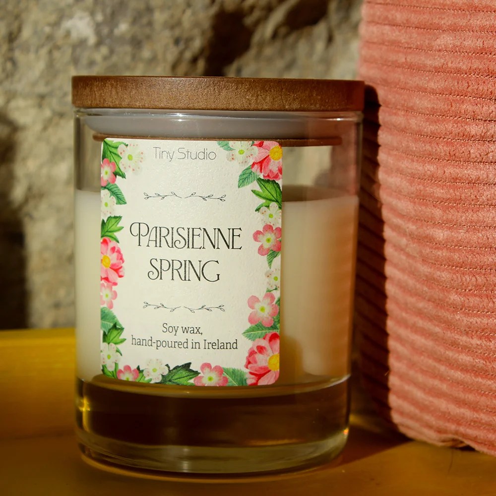 Hand-poured soy candle - Parisienne Spring Tiny Studio