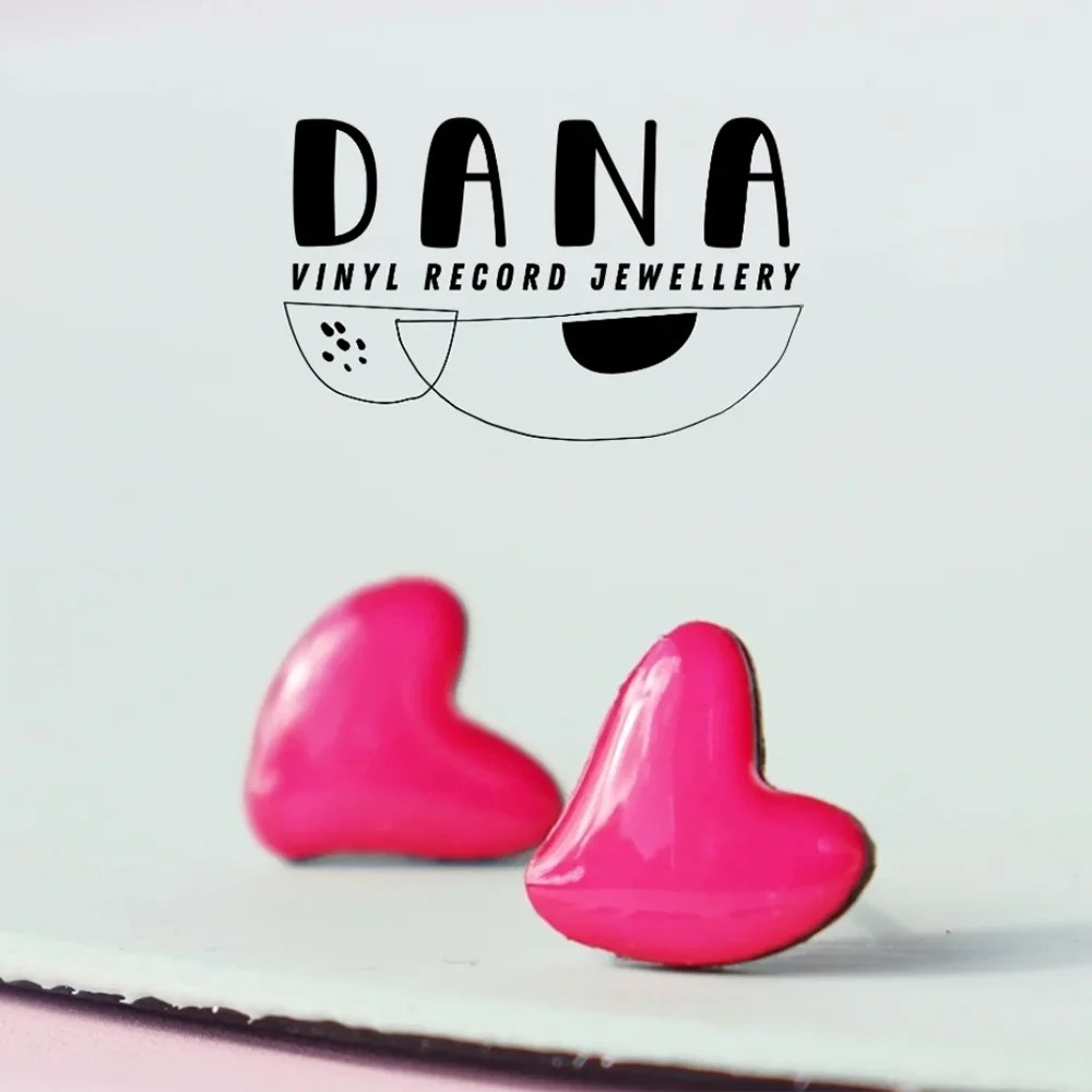 Stud heart earrings - Pink DANA Jewellery