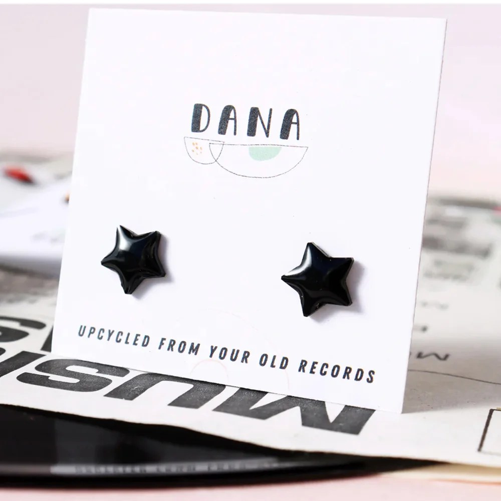 Star earrings - Black DANA Jewellery