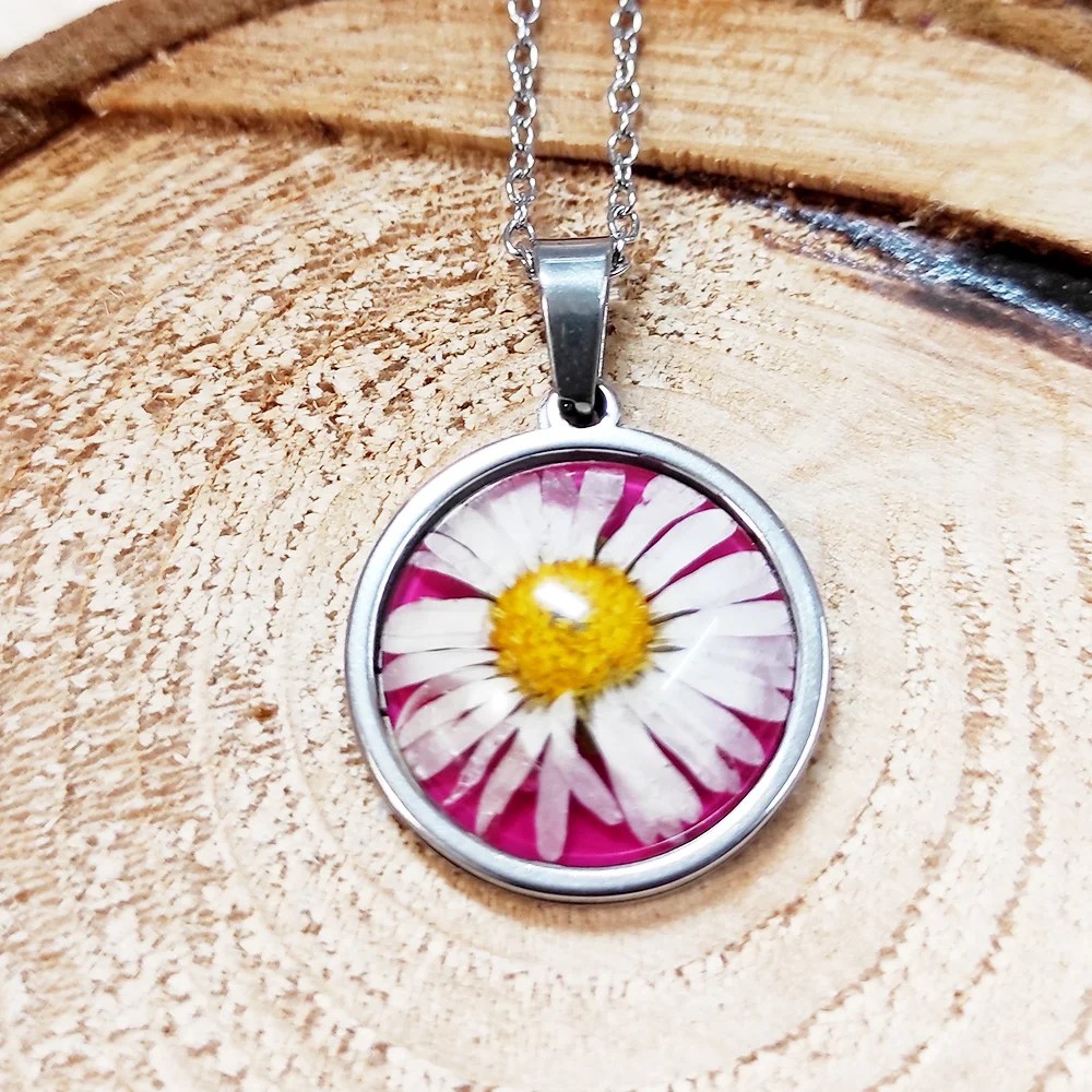 Daisy necklace Flower beauty