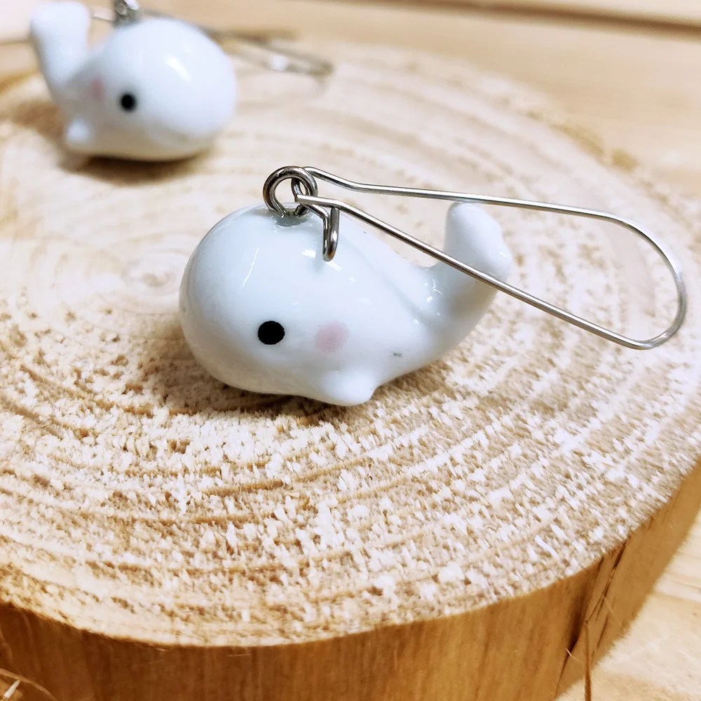 Ceramic whale earrings - White whale Lincraft Design