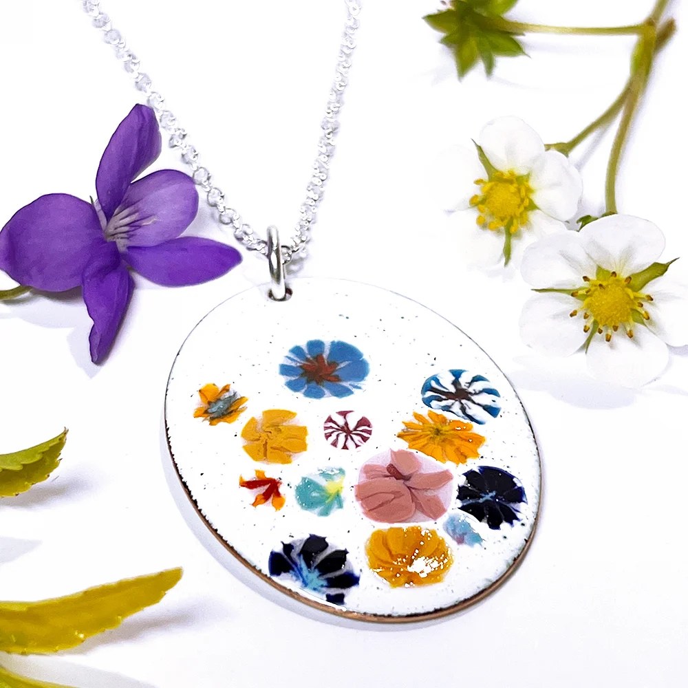 Millefiori pendant - White, Oval Mise by Majella