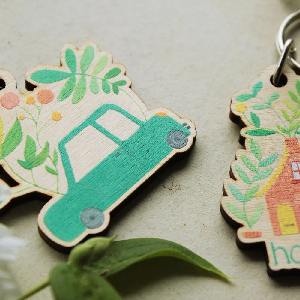 Wooden keyring - Car Tiny Studio