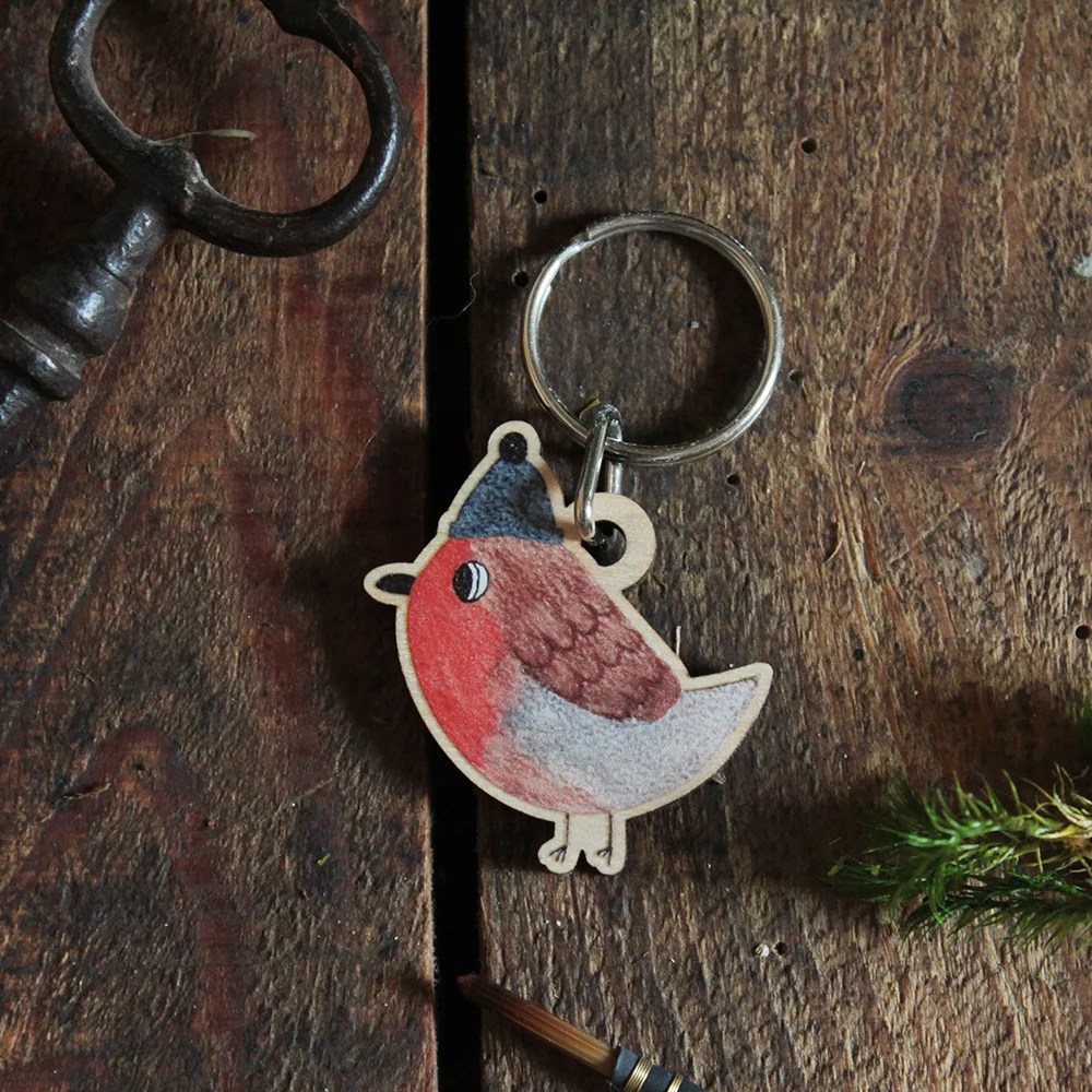 Wooden bird keyrings - Robin with hat