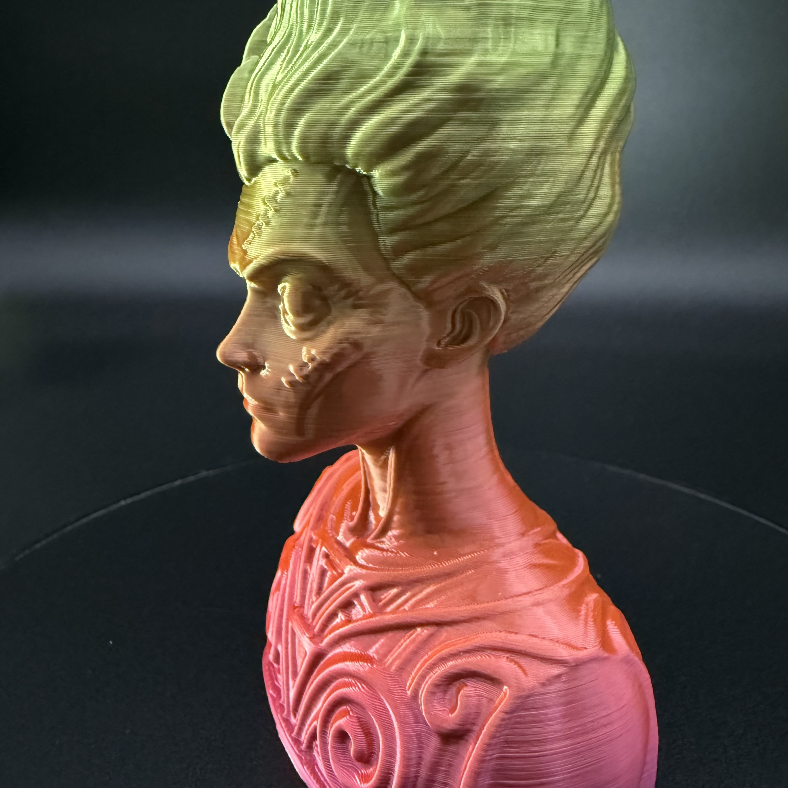 Bride Monster Bust – Classic Horror Creature Sculpture