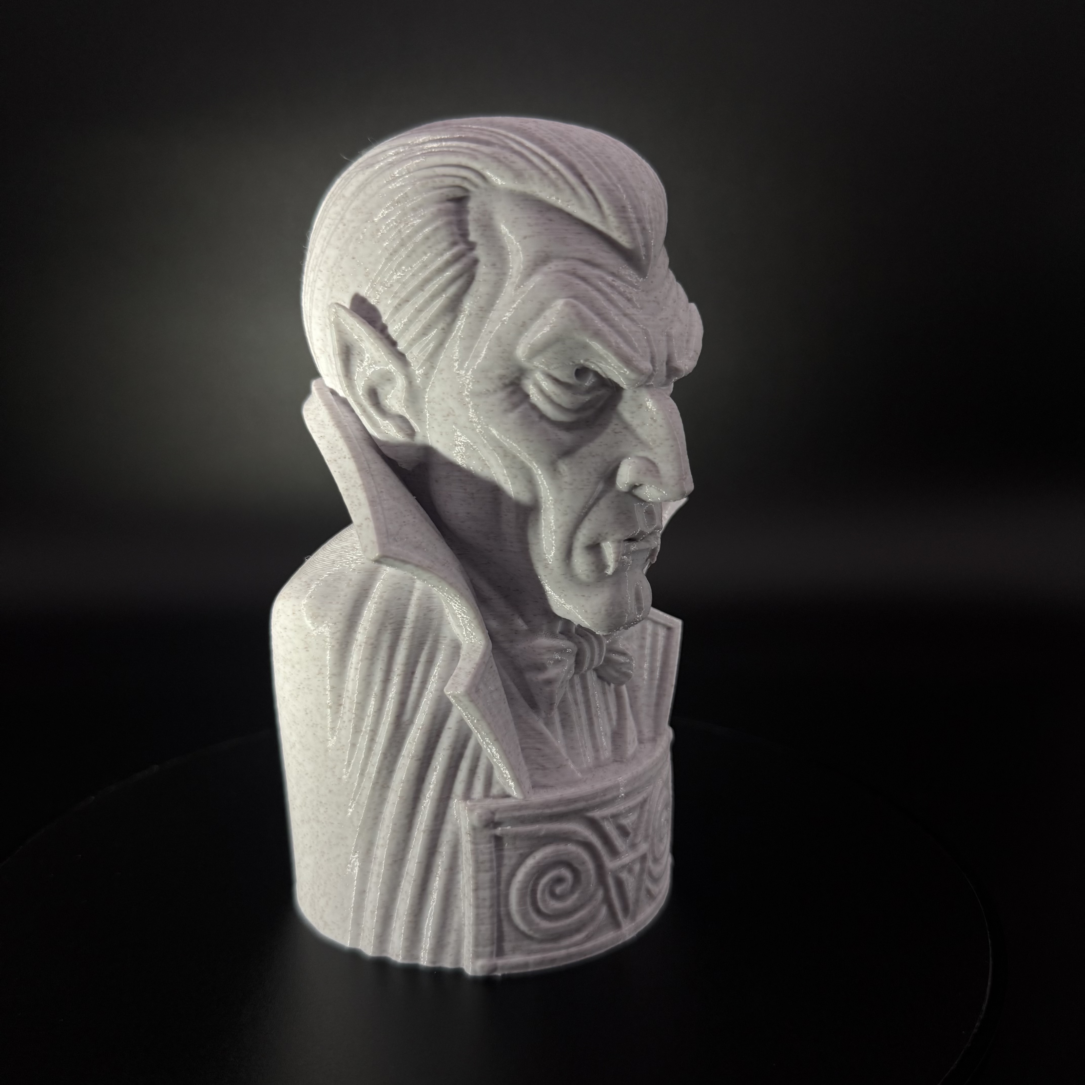 Dracula Bust – Classic Horror Creature Sculpture