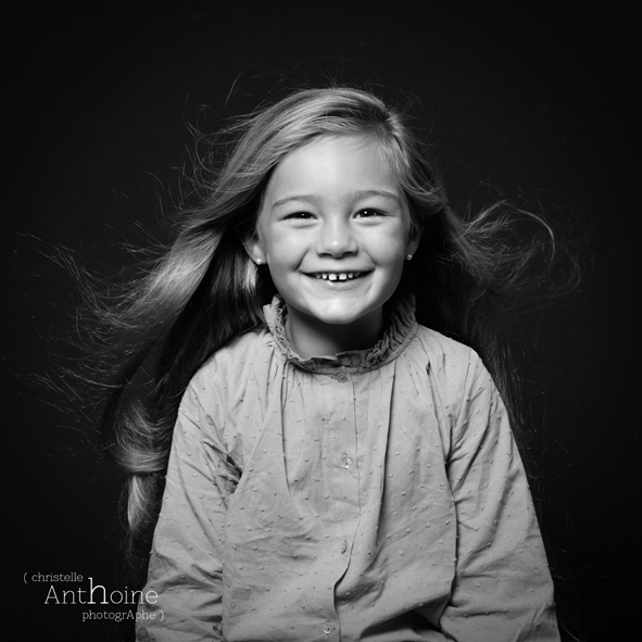 Portrait studio photo enfant saint brieuc photographe Christelle Anthoine bretagne côtes d'amor