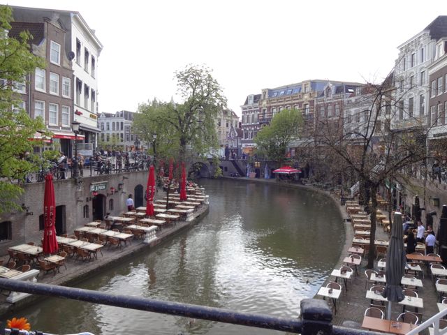 Restaurants alongside the canals of Utrecht