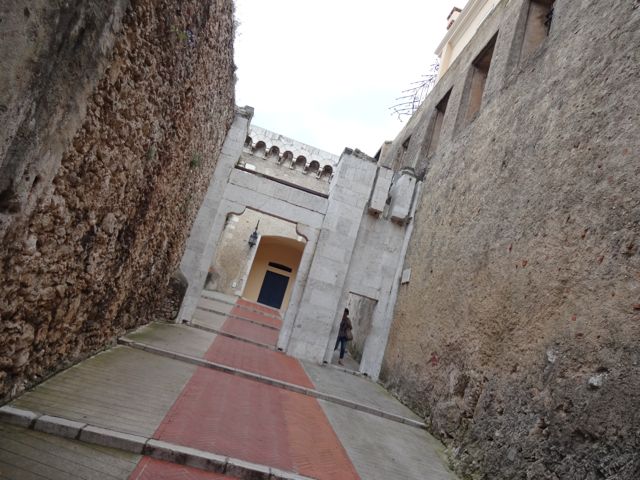 Walkway to the Palais Princier